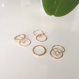 ⚡️SALE⚡️BUY 1 GET 1 HALF OFF NWOT Set of 7 Rings